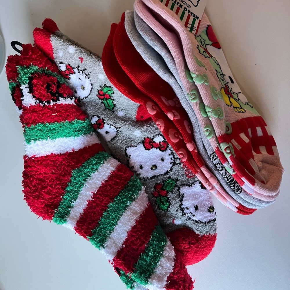 Hello Kitty Adult Size Socks a total of 5 pairs